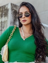 Blusa Básica V - Verde Bandeira