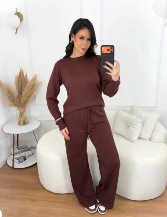 Conjunto Calça e Blusa Gola Redonda
