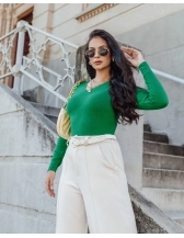 Blusa Básica V - Verde Bandeira
