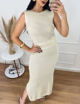 Conjunto Cropped e Saia